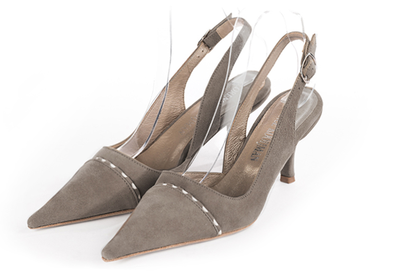 Bronze beige and pure white women's slingback shoes. Pointed toe. High slim heel. Front view - Florence KOOIJMAN